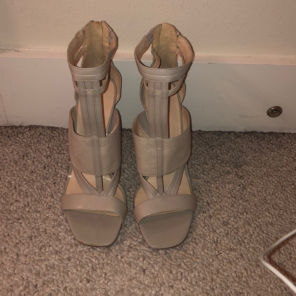 Size 8.5 Nine West sandals